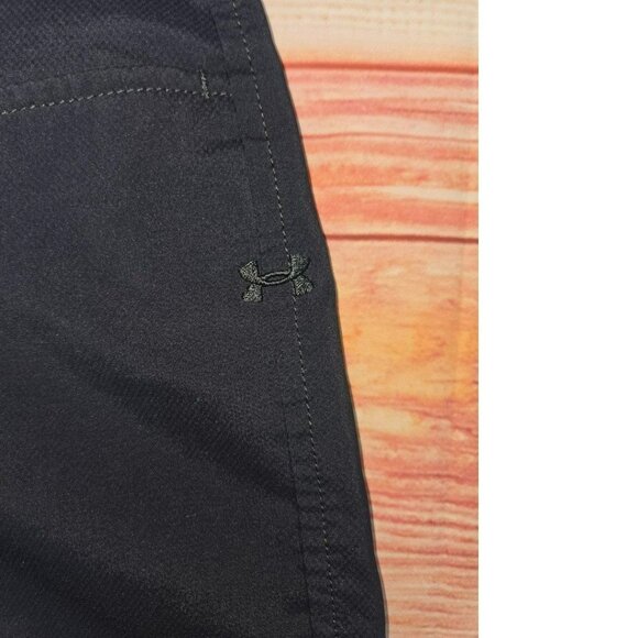 Under Armour Mens HeatGear Loose Fit Black Golf Shorts 32 - Picture 4 of 7
